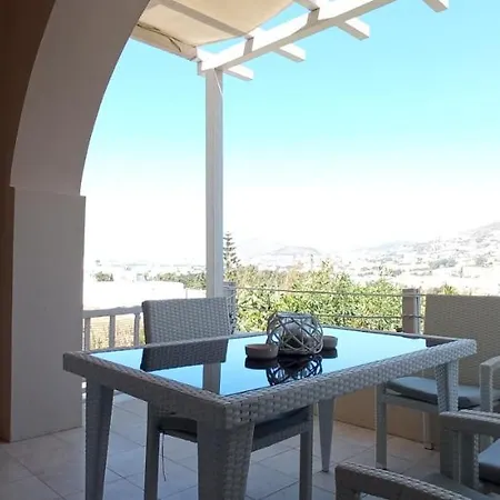 Nyaraló Nikos Asklipios Párosz