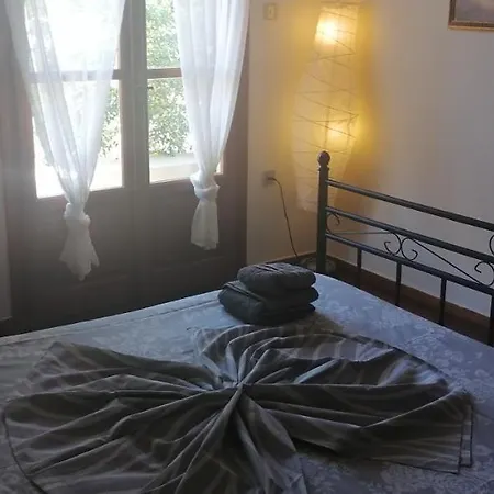 Nikos Asklipios Tatil Evi