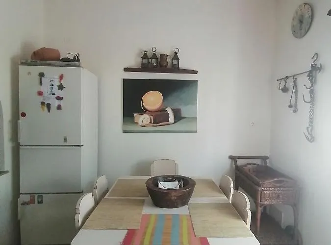 Nikos Asklipios Páros