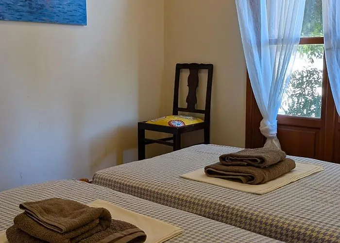 Nikos Asklipios Parikia (Paros)